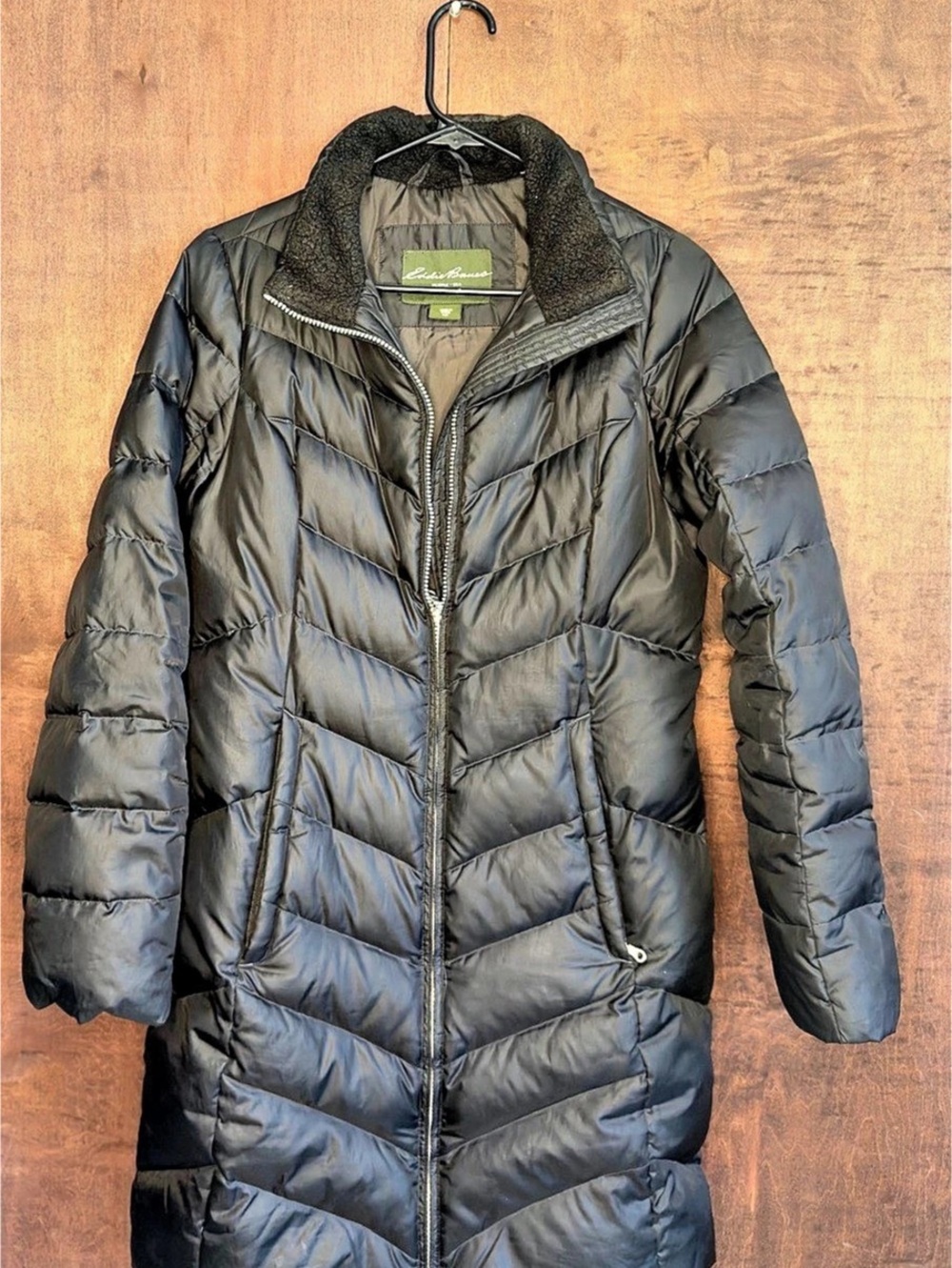 Eddie Bauer Women's Black Puffer Jacket Size Medium